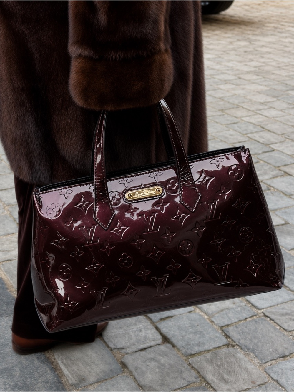 Louis Vuitton Vernis Wilshire Monogram PM Purse Shoulder Bag Amarante Top Handle